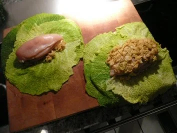 GEFLÜGEL/HÄHNCHEN:Wirsingroulade mit Gorgonzola-Brüstchen - Rezept - Bild Nr. 5