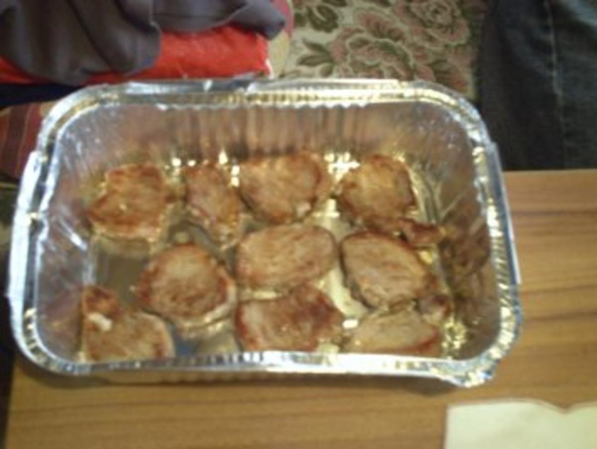 Mittagessen: Schweinlendchen überbacken, dazu Kartoffelpürree und Champignoncreme-Soße - Rezept - Bild Nr. 5