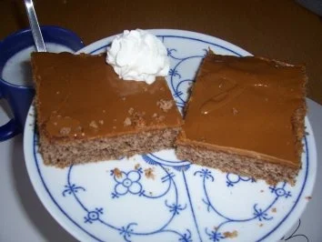 Rezept: Kuchen/Torte...Nussblechkuchen Bild Nr. 7 Kuchen/Torte...Nussblechkuchen - Rezept - Bild Nr. 7