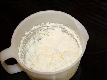 Nussboden mit Preiselberfüllung - Rezept - Bild Nr. 3