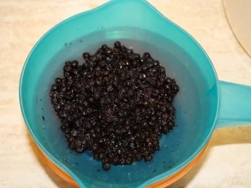 Nussboden mit Preiselberfüllung - Rezept - Bild Nr. 4