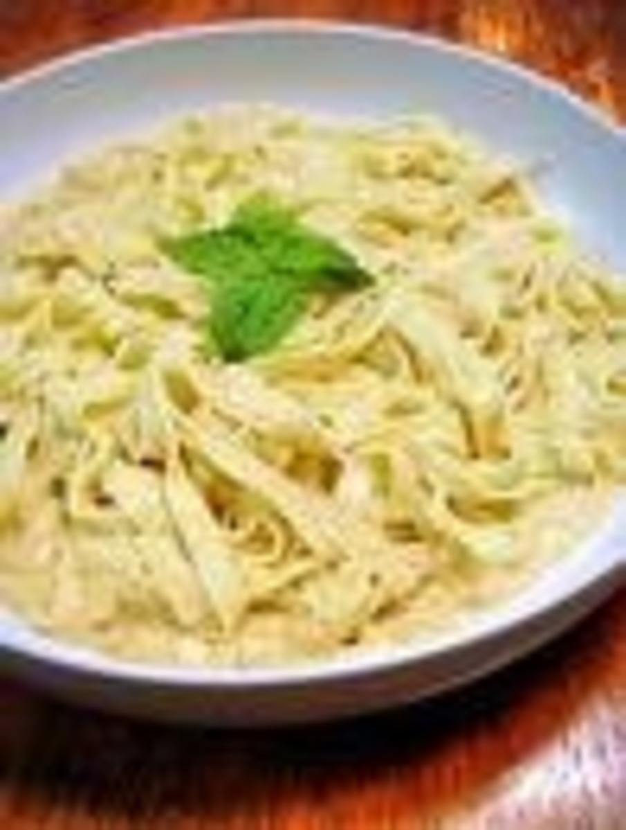 Fettuccine all` Alfredo - Rezept mit Bild - kochbar.de