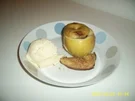 Bratapfel mit Vanilleeis - Rezept