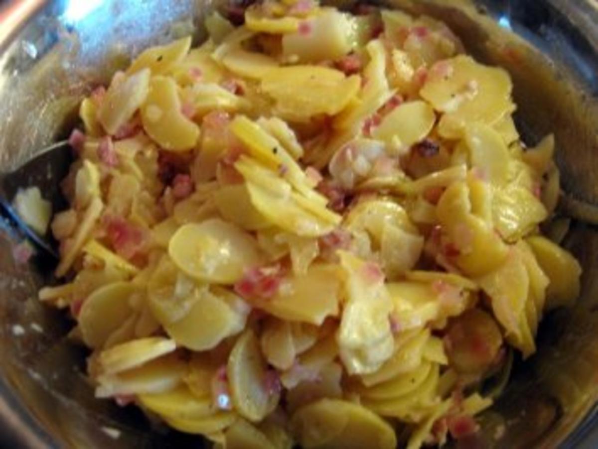 Speckkartoffelsalat mit Wienerle - Rezept - Bild Nr. 6