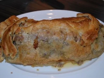 Rezept: Rehrücken mit Farce im Blätterteig Bild Nr. 2 Rehrücken mit Farce im Blätterteig - Rezept - Bild Nr. 2