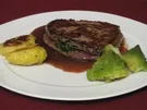 Gefülltes Rinderfilet mit Teignocken - Rezept