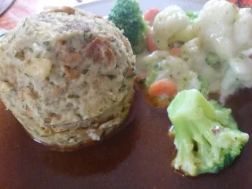 Rezept: Tassenknödel Bild Nr. 2 Tassenknödel - Rezept - Bild Nr. 2