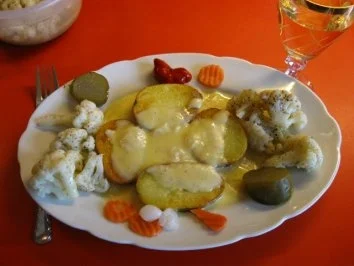 Rezept: Teller Raclette (meine Kreation für Schatzi=weil schnell ) Bild Nr. 2 Teller Raclette (meine Kreation für Schatzi=weil schnell ) - Rezept - Bild Nr. 2