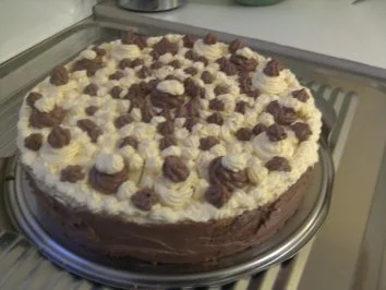 Schoko-Vanille-Crem- Torte - Rezept