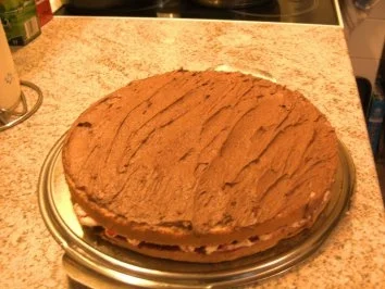 Schoko-Vanille-Crem- Torte - Rezept - Bild Nr. 6