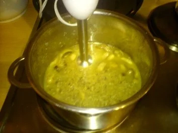 Rezept: Champignoncremesuppe Bild Nr. 6 Champignoncremesuppe - Rezept - Bild Nr. 6