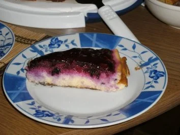 Rezept: Käsekuchen ohne Boden mit roten Früchten Bild Nr. 3 Käsekuchen ohne Boden mit roten Früchten - Rezept - Bild Nr. 3