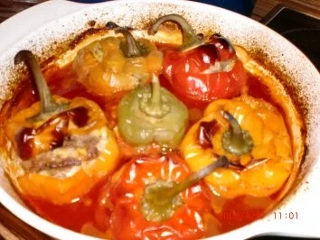 Rezept: Vegetarisch: Gefüllte Paprikaschoten Bild Nr. 2 Vegetarisch: Gefüllte Paprikaschoten - Rezept - Bild Nr. 2