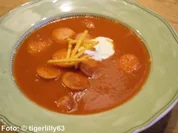 Herzhafte Currywurst-Suppe - Rezept