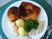 Fleischkäse mit versteckter Ananas - Rezept