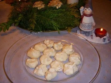 Rezept: Witwenküsschen Bild Nr. 2 Witwenküsschen - Rezept - Bild Nr. 2