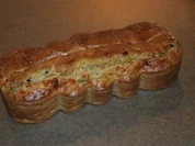 Rezept: Paprika-Feta-Cake mit Oliven Paprika-Feta-Cake mit Oliven - Rezept