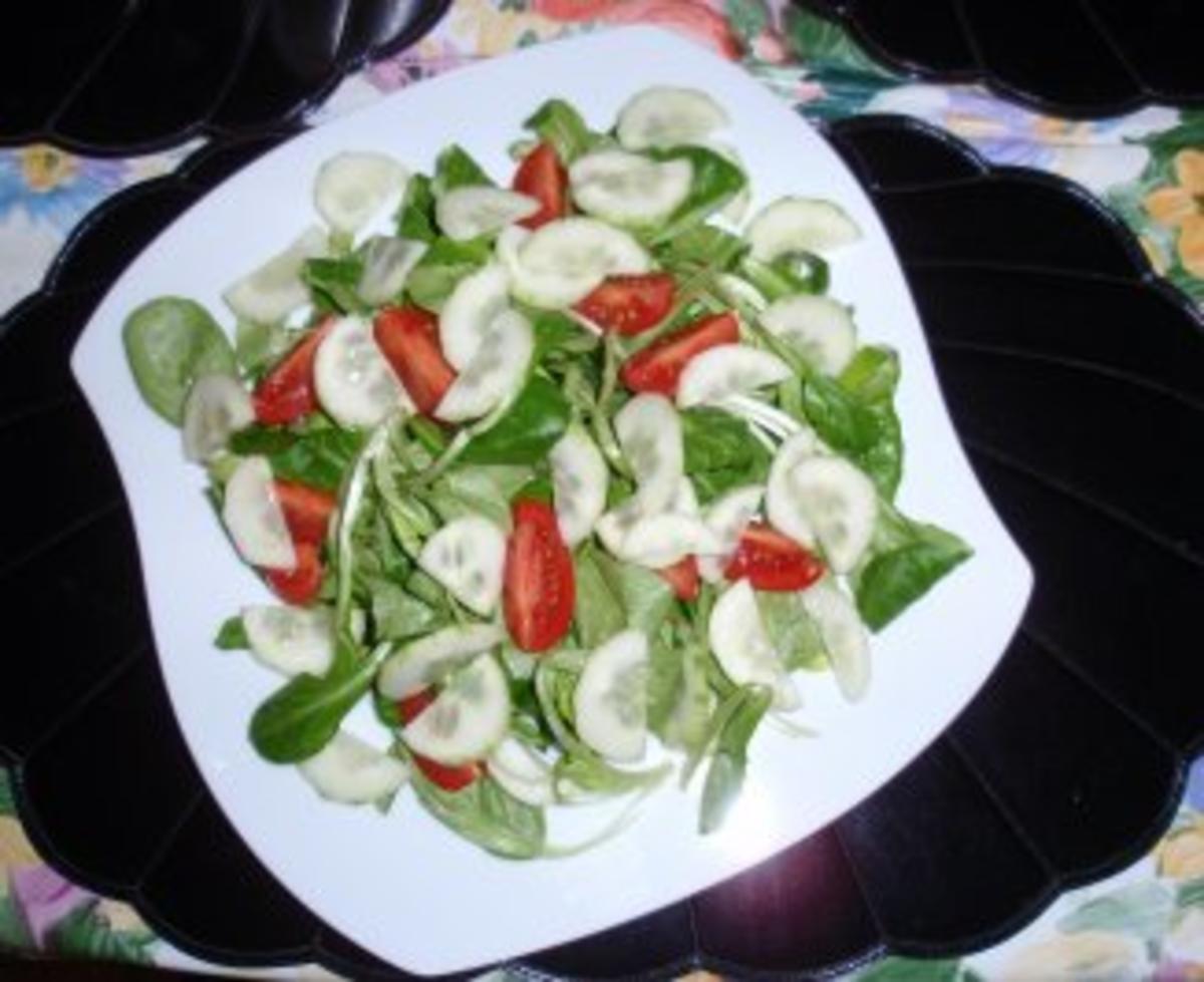 Fruchtiger Feldsalat mit panierten Schnitzelchen - Rezept - Bild Nr. 5