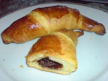 Rezept: Croissants - gefüllt mit Nussnougatcreme oder Milchreis Bild Nr. 2 Croissants - gefüllt mit Nussnougatcreme oder Milchreis - Rezept - Bild Nr. 2