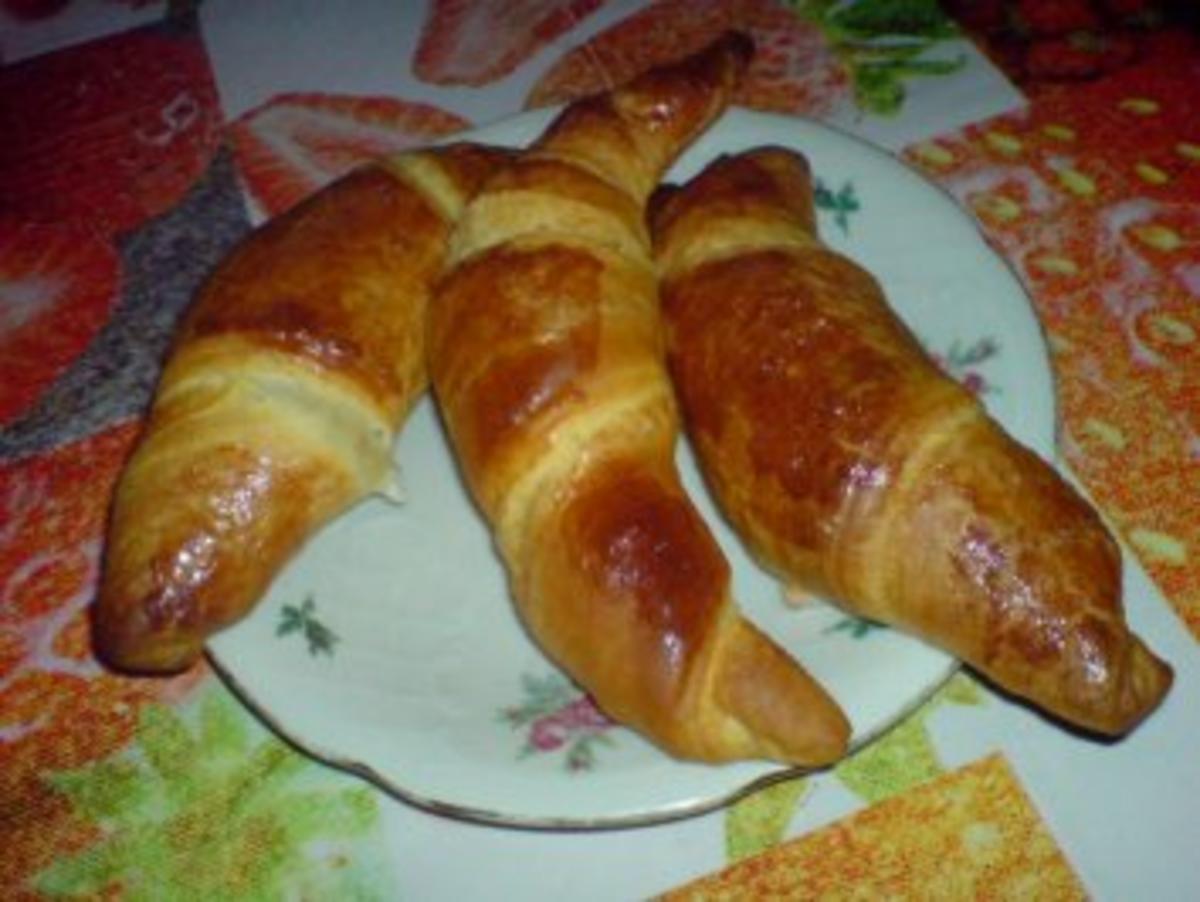 Croissants - gefüllt mit Nussnougatcreme oder Milchreis - Rezept - Bild Nr. 4