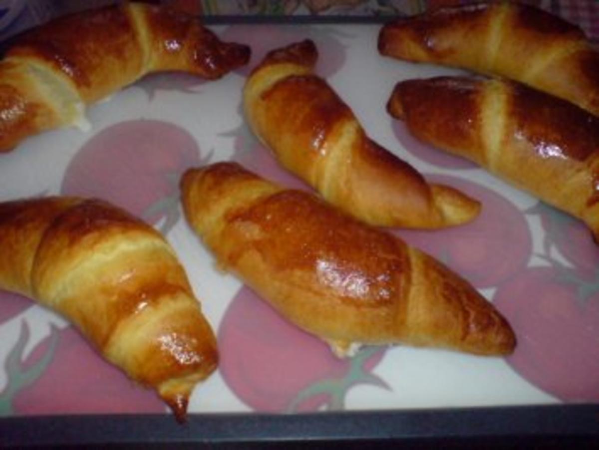 Croissants - gefüllt mit Nussnougatcreme oder Milchreis - Rezept - Bild Nr. 10