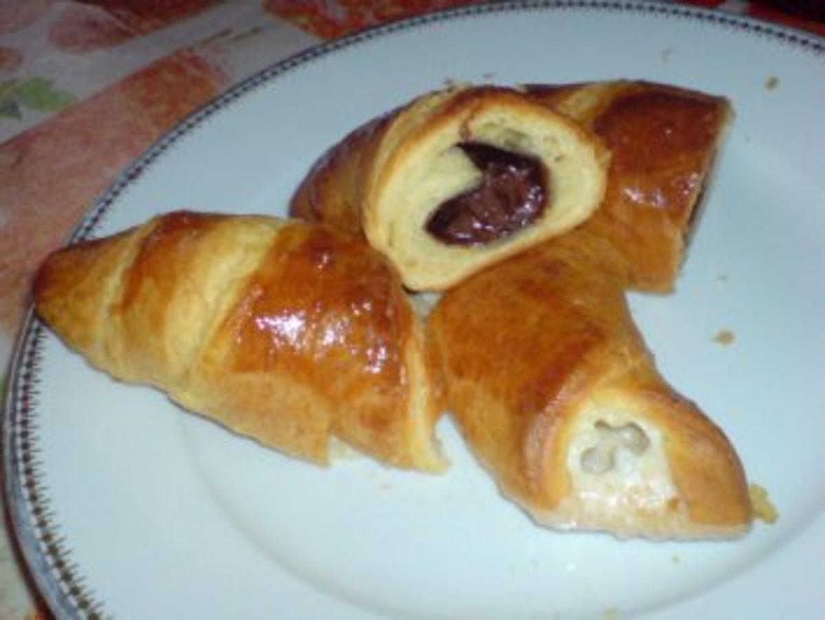 Croissants - gefüllt mit Nussnougatcreme oder Milchreis - Rezept - Bild Nr. 16