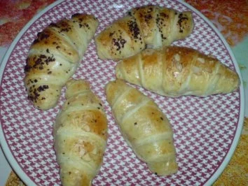 Rezept: Croissants - gefüllt mit Nussnougatcreme oder Milchreis Bild Nr. 23 Croissants - gefüllt mit Nussnougatcreme oder Milchreis - Rezept - Bild Nr. 23