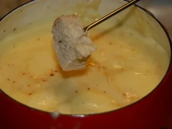 Käsefondue nach Schweizer Art - Rezept - Bild Nr. 4