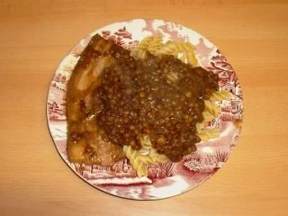 Rezept: Linsen mit Bauchspeck und Spiralnudeln Linsen mit Bauchspeck und Spiralnudeln - Rezept