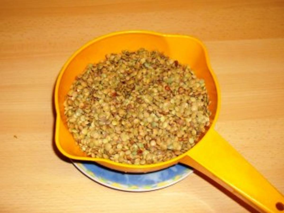 Linsen mit Bauchspeck und Spiralnudeln - 144 kcal/100g