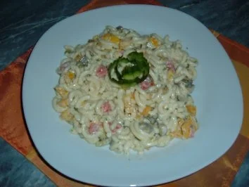 Rezept: Salate : Nudelsalat-SCHNEEROSE Salate : Nudelsalat-SCHNEEROSE - Rezept