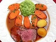 Rezept: Rinderfilet mit Sauce Bordelaise, Erbsenflan, Karotten und Kartoffeln Bild Nr. 9 Rinderfilet mit Sauce Bordelaise, Erbsenflan, Karotten und Kartoffeln - Rezept - Bild Nr. 9