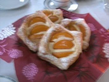 Rezept: Versunkene Pfirsiche im Quark - Crem - Bett - Bild Nr. 5 Versunkene Pfirsiche im Quark - Crem - Bett - - Rezept - Bild Nr. 5