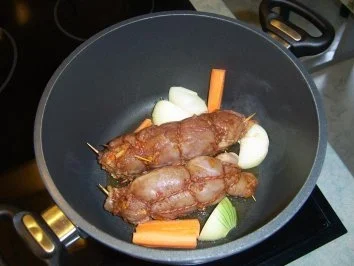 Gefüllte Hühnerbrüstchen mit Schmorgemüse in einer Lauchrolle. - Rezept - Bild Nr. 12