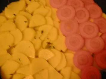 Kartoffel-Möhren-Gratin aus der Pfanne - Rezept - Bild Nr. 2