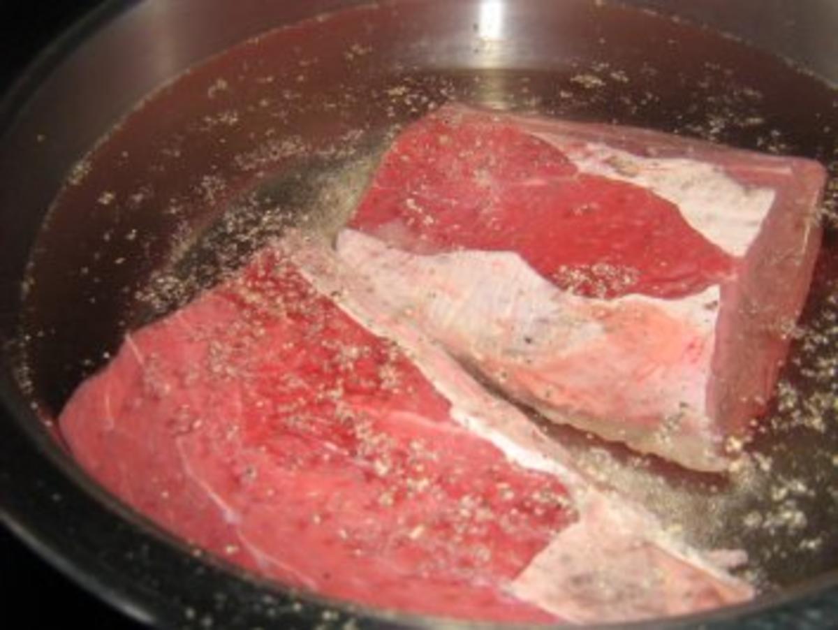 Rindfleisch mit feiner Meerrettichsoße, Kräuterkartoffeln  und Rote-Bete-Salat - Rezept - Bild Nr. 2