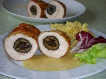 Rezept: HÄHNCHENFILET GEFÜLLT MIT SCHWARZEN NÜSSEN HÄHNCHENFILET GEFÜLLT MIT SCHWARZEN NÜSSEN - Rezept