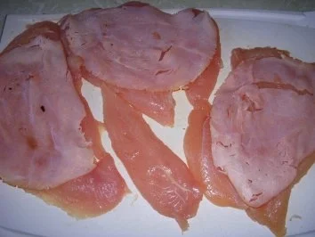 Rezept: HÄHNCHENFILET GEFÜLLT MIT SCHWARZEN NÜSSEN Bild Nr. 2 HÄHNCHENFILET GEFÜLLT MIT SCHWARZEN NÜSSEN - Rezept - Bild Nr. 2