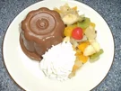 Rezept: Schokopudding mit Obstsalat Schokopudding mit Obstsalat - Rezept