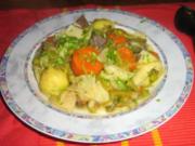 Rindfleischtopf mit Kartoffel-Gemüse und Nudeln - Rezept