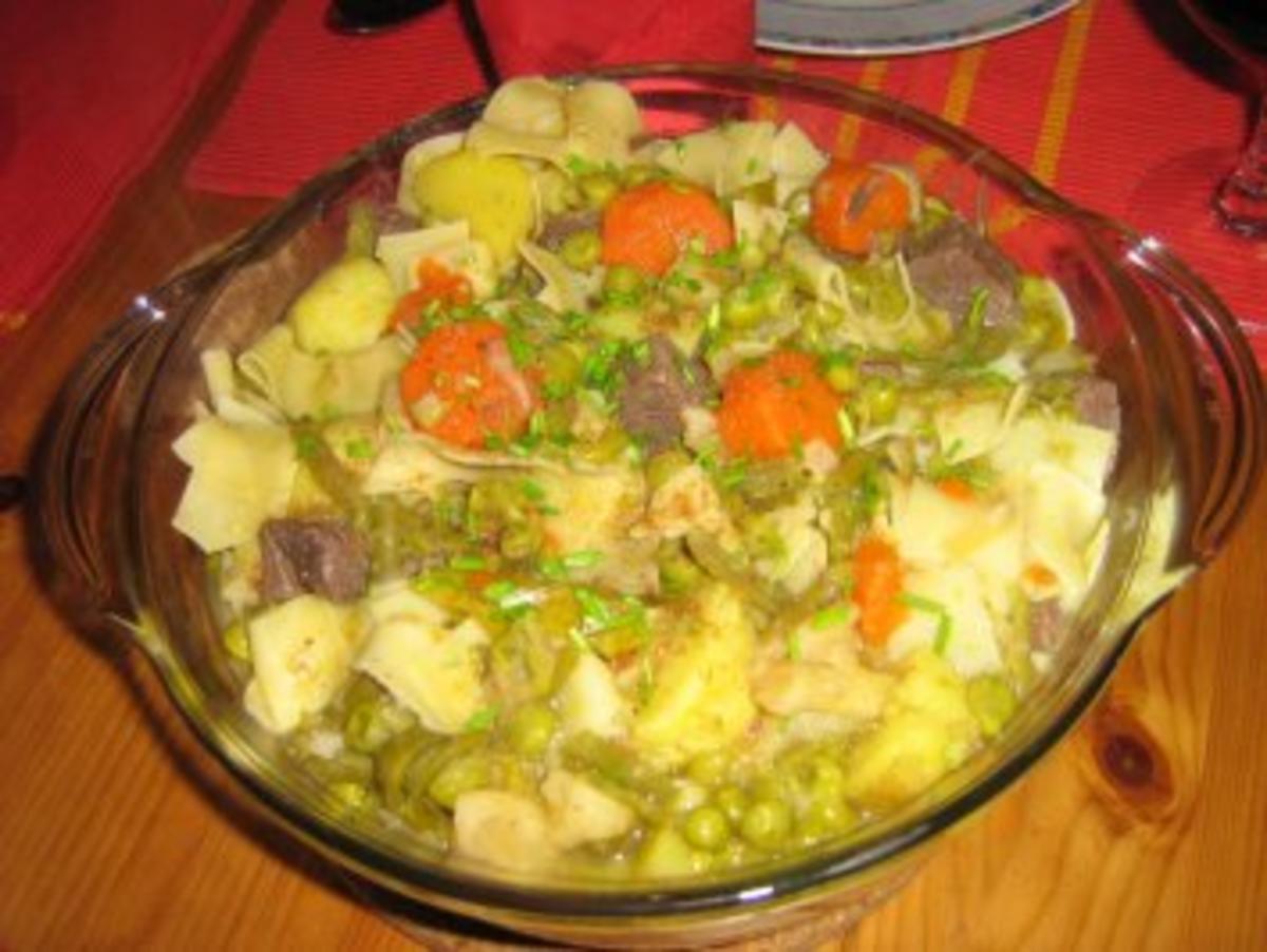 Rindfleischtopf mit Kartoffel-Gemüse und Nudeln - Rezept - Bild Nr. 5