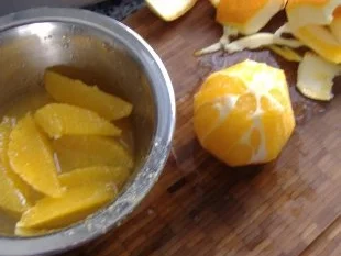 Hähnchenbrust mit Orangensauce und Rosenkohlblätter - Rezept - Bild Nr. 3