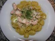 Pasta mit Lachs-Sahne-Sauce - Rezept