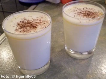 Heiße Schokolade mit Eierlikör - Rezept