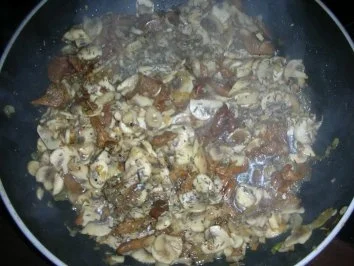 Filet-Topf mit Pfifferlingen und Champignons - Rezept - Bild Nr. 3