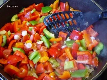 Rezept: Fleische - Gerichte : Hühnerpfanne - baskischer Art Bild Nr. 4 Fleische - Gerichte : Hühnerpfanne - baskischer Art - Rezept - Bild Nr. 4