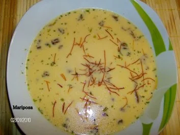 Rezept: Käsesüppchen mit Pfifferlingen Bild Nr. 2 Käsesüppchen mit Pfifferlingen - Rezept - Bild Nr. 2