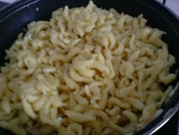 Rezept: Spätzle mit Minutensteaks und Buttergemüse Bild Nr. 6 Spätzle mit Minutensteaks und Buttergemüse - Rezept - Bild Nr. 6