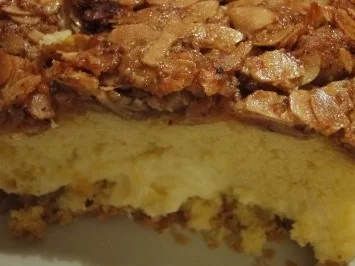 Bienenstichtortenkuchen - Rezept
