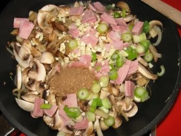 Champignons in Rotwein-Sahne - Rezept - Bild Nr. 5